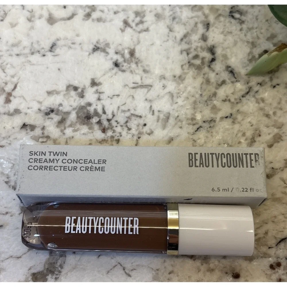 BEAUTYCOUNTER - SHADE: DEEP 3 - Skin Twin Creamy Concealer -‎ new in box